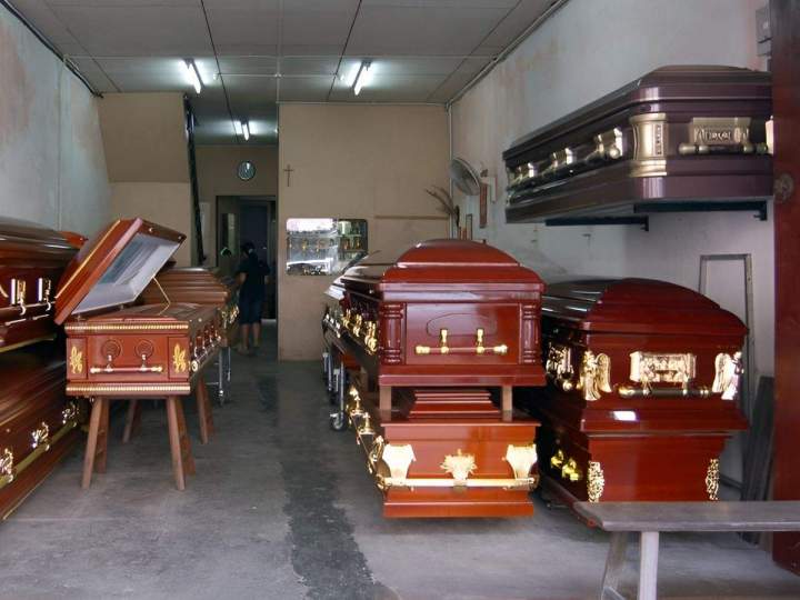 Monuments funéraires en Guadeloupe